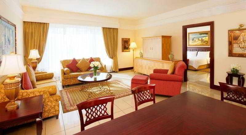 Al Sondos Suites By Le Meridien Ντουμπάι Δωμάτιο φωτογραφία